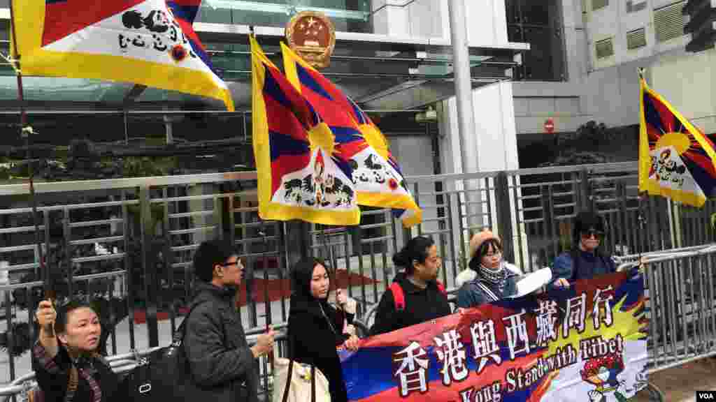 Sinxron üzgüçülük (Bakı Su İdmanı Mərkəzi)