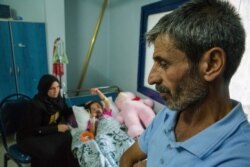 "One day everything changed," says Sara's father, Youseff, who also lost his 13-year-old son Mohammed in the conflict in northeastern Syria. Oct. 15, 2019. (Y. Boechat/VOA)