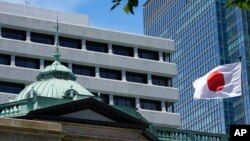 برخی از کشورها به شمول جاپان در بیشتر از سه سال گذشته، روابط خود را با طالبان حفظ کرده و در حال حاضر ضمن بازگشایی سفارت جاپان در کابل، دپلومات‌های این کشور در افغانستان  حضور  دارند.