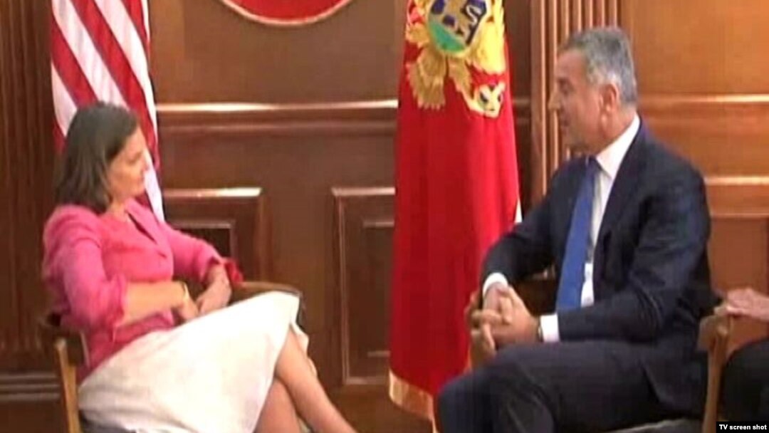 Pomoćnica državnog sekretara SAD Nuland sa premijerom Crne Gore, Milom Đukanovićem, 12. jul 2014.