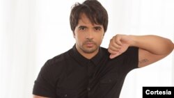 Luis Fonsi asegura que una canción puede sanar el alma y el corazón. [Foto: Cortesía, Ruben Martin / Universal Music Latino].