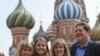 МИД РФ призвал приостановить процесс усыновлений российских детей американцами