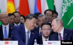 Çin lideri Jinping'ten Rusya lideri Putin'e sıcak yeni yıl mesajı