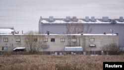 Una vista general muestra la Colonia Penal No. 2, donde el líder de la oposición Alexey Navalny, quien fue sentenciado por violaciones a la libertad condicional, cumple su condena en la ciudad de Pokrov, Rusia, el 28 de febrero de 2021.