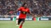 Dan wsan Angola Mabululu yana murnar zura kwallo a ragar Namibia a gasar kofin AFCON da ake yi a Ivory Coast (Photo by KENZO TRIBOUILLARD / 