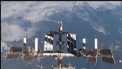 2013-12-18 美國之音視頻新聞: 太空總署派宇航員修理太空站冷卻系統