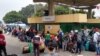 Ciudadanos venezolanos regresaron a su país por el Puente Internacional Simón Bolívar. [Foto: Karen Sánchez, VOA]