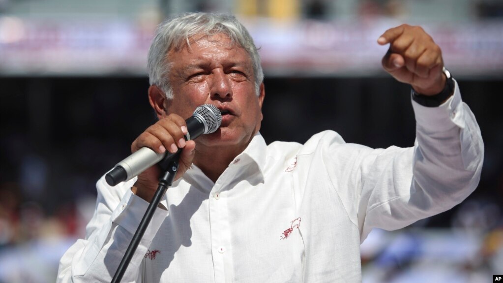 Pide AMLO al INE dar resultados de elección más temprano