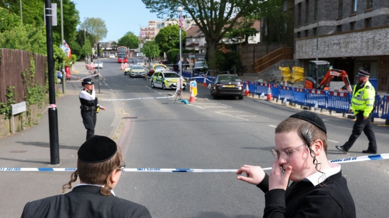 انتقاد اسرائیل از «ضعف» لندن در مبارزه با اقدامات یهودستیزانه؛ استارمر: حمله به یهودیان برابر با حمله به بریتانیا است