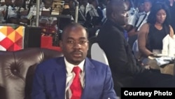 UMnu. Nelson Chamisa usanda kungena umhlangano oqoqwe ngamabandla ezokholo lweSiKhristu.