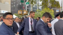 سکوت عباس عراقچی در پاسخ به پرسش صدای آمریکا: اجازه دارید با مقامات آمریکایی دیدار کنید؟