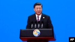 시진핑 중국 국가주석이 26일 베이징에서 열린 '제2회 일대일로 정상포럼' 개막식에서 기조연설을 하고 있다. 