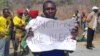 Omunye wabavimbe uNelson Chamisa eManicaland ngoLwesithathu. (Photo: VOA)