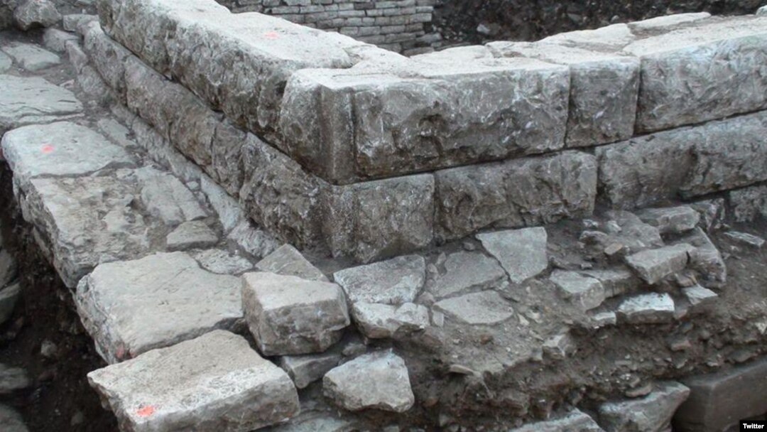 Ostaci palate ilirskih kraljeva otkriveni u Crnoj Gori ‏@ArchaeoNewsNet