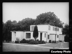 Typical Greenbelt homes circa 1936. (Arthur Rothstein/Library of Congress)