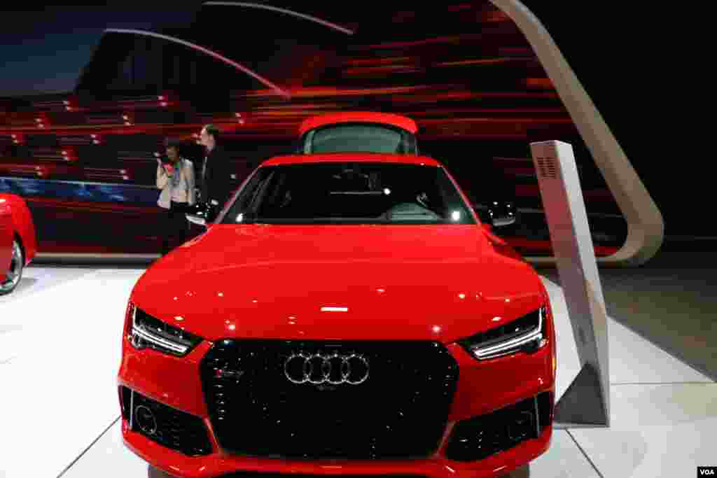 نمایشگاه اتومبیل واشنگتن آئودی Model: RS 7 Performance 