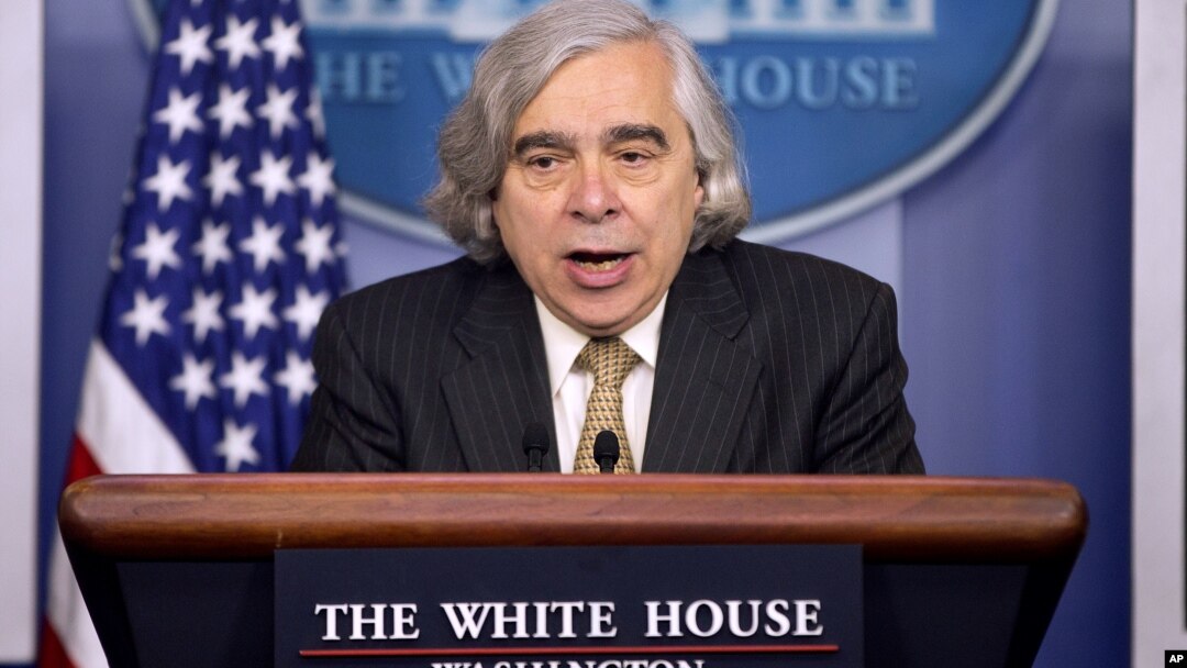 Menteri Energi AS, Ernest Moniz ​adalah salah seorang ketua tim Amerika dalam perundingan nuklir dengan Iran (6/4).