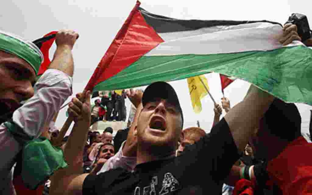 پرزیدنت اوباما در اعلام استراتژی ملی خود علیه تروریسم، از ایران به عنوان یکی از کشورهائی که در تضاد با منافع ملی آمریکا از تروریسم حمایت می کند؛ نام می برد برای خوا