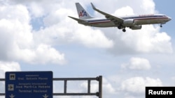 Un avión de American Airlines se prepara para aterrizar en el aeropuerto José Martí de La Habana. Septiembre 19 de 2015.