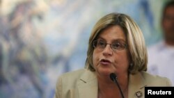 La presidenta del Comité de Relaciones Exteriores de la Cámara de Representantes, Ileana Ros-Lehtinen, emitió un aviso.