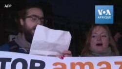"Black Friday" et surconsommation dénoncés devant le siège d'Amazon, à Clichy