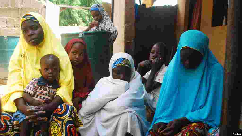 ’Yan gudun hijira, wadanda suka gujewa hare-haren ‘yan Boko Haram, a Wurojuli, a jihar Gombe, 2 ga Satumba 2014.