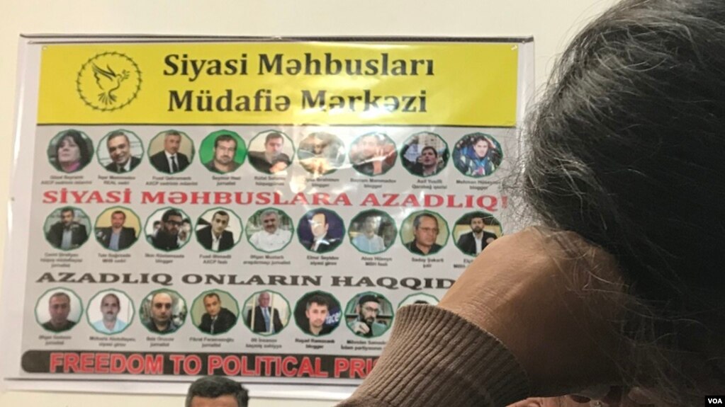 Siyasi məhbuslar