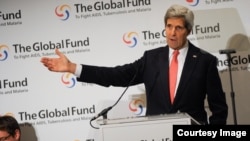 Ngoại trưởng Hoa Kỳ John Kerry phát biểu tại hội nghị chuyên đề giữa các đối tác của Quỹ toàn cầu tại khách sạn Willard 2/12/13 