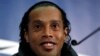 Ronaldinho Zai Auri Mata Biyu A Lokaci Guda