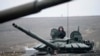 Rusya Ukrayna sınırındaki askeri yığınağını arttırıyor.