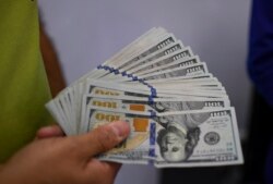 Uang kertas Dolar AS dari Asia dikarantina sekitar 7 hingga 10 hari.