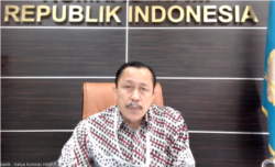 Ketua Komnas HAM Ahmad Taufan Damanik saat memberikan keterangan pers secara daring pada Rabu (30/12/2020) dalam tangkapan layar. (Foto: VOA/Sasmito)