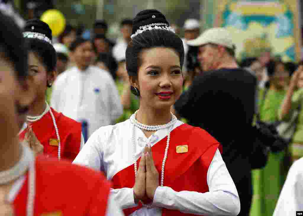 MYANMAR THINGYAN FESTIVAL