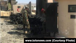 تصویری که رسانه‌های افغانستان از حمله انتحاری امروز مقابل قرارگاه نیروی ویژه ارتش افغانستان منتشر کرده‌اند.