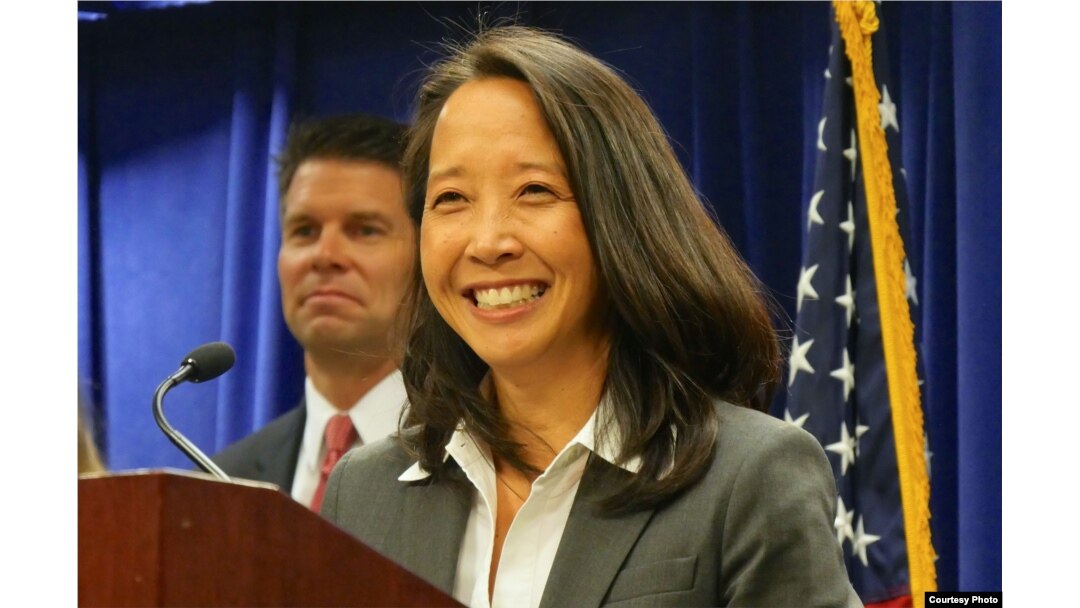 代理检察官米仓(美国之音国符拍摄)