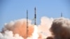 Lansiranje rakete sa dva satelita u svemirskom centru u kineskoj provinciji Gansu
