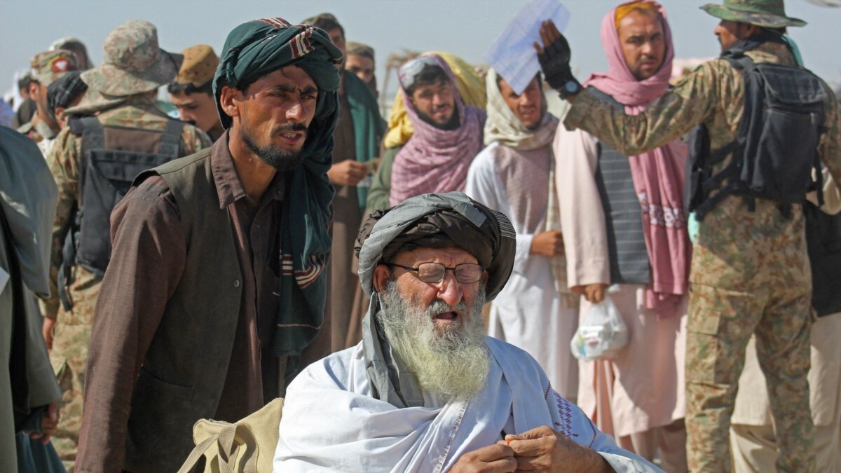 چمن: افغان شہریوں کی پاکستان آمد میں تیزی، 'غیر قانونی آمدورفت روک رہے ہیں' - Vimarsana News