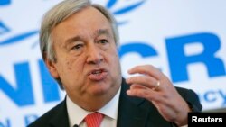 Komisaris Tinggi PBB Urusan Pengungsi, Antonio Guterres berbicara di Jenewa, Swiss (foto: dok).