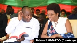 Perezida w'Uburundi Evariste Ndayishimiye na Madamu wiwe mu gikorane ca CNDD-FDD 