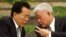 資料照：中國全國政協原副主席、原廣東省長葉選平（右）在北京人大會堂與廣東省前省長盧瑞華交談。