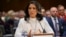 archivo - Tulsi Gabbard, nominada por el presidente Donald Trump como directora de Inteligencia Nacional, llega ante la Comisión de Inteligencia del Senado en su audiencia de confirmación, en el Capitolio, el jueves 30 de enero de 2025, en Washington. (AP Foto/John McDonnell). 