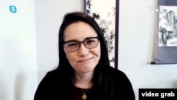 奧克蘭西奈猶太教堂資深拉比拉比杰奎琳·梅茲·穆欽 (視頻截圖)