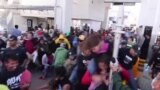Migrantes intentan entrar masivamente por la frontera de EEUU 
