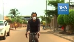 Un globe-trotter asiatique bloqué en Guinée avec son vélo