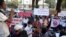 Biểu tình tiếp tục diễn ra ở nhiều nơi trên đất nước Myanmar, 12/2/2021.