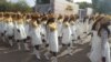 Les majorettes du défilé de la fête de l'Indépendance au Sénégal