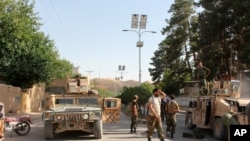 지난 7일 아프간군이 바드기스 주의 수도 칼라 이 나우 지역에 배치됐다. 