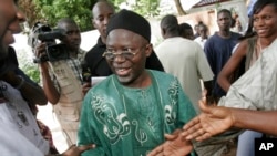 Ousaniou Darbo, líder da oposição gambiana.