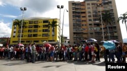 Estados Unidos sigue llamando a respetar la voluntad del pueblo, el imperio de la ley, la separación de los poderes en Venezuela.