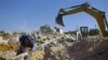Các công ty Israel xây một thành phố mới của Palestine